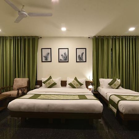Hotel Clove Bijāpur 外观 照片