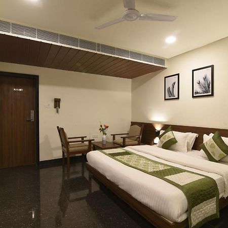 Hotel Clove Bijāpur 外观 照片