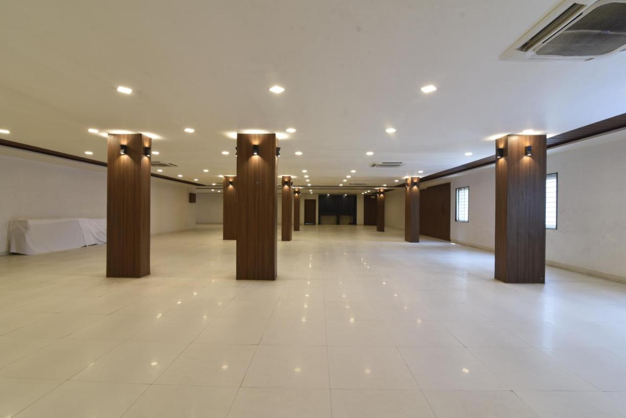 Hotel Clove Bijāpur 外观 照片