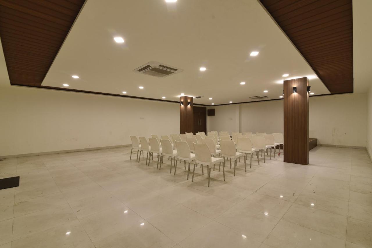 Hotel Clove Bijāpur 外观 照片