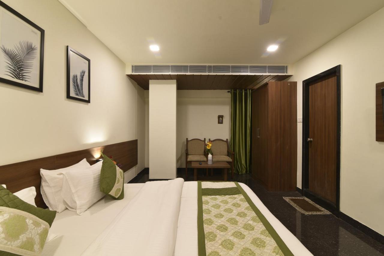 Hotel Clove Bijāpur 外观 照片