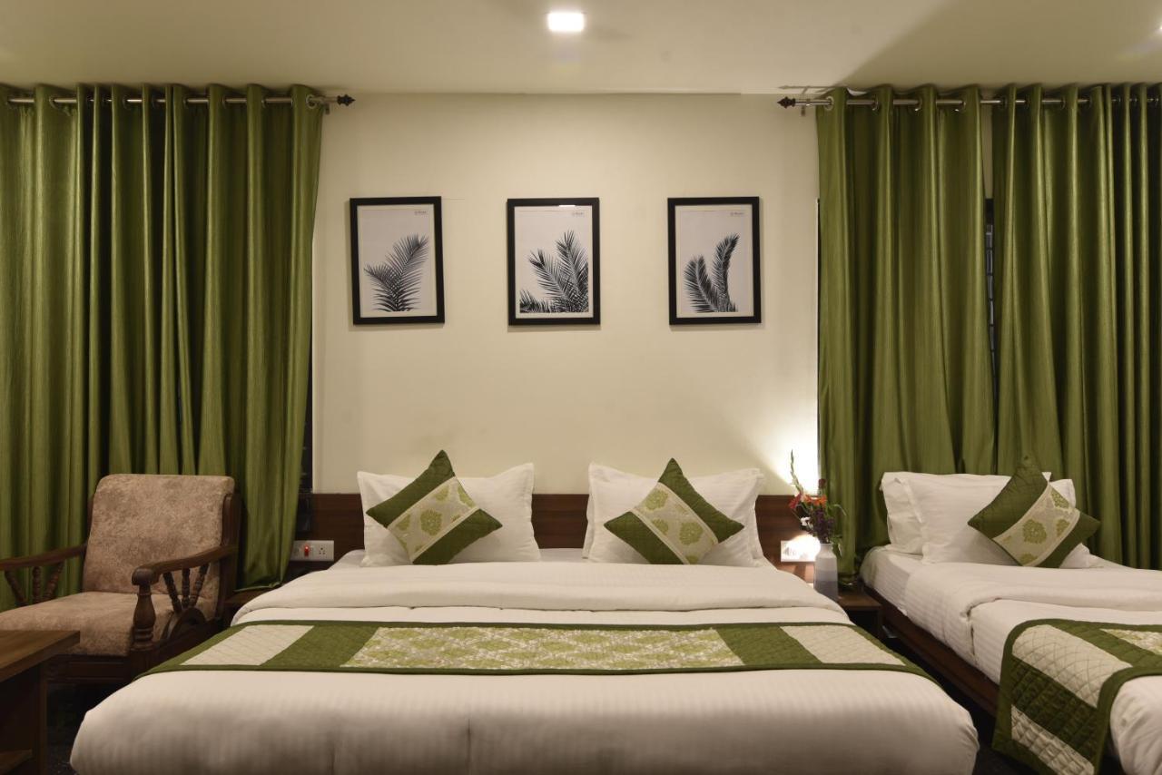 Hotel Clove Bijāpur 外观 照片