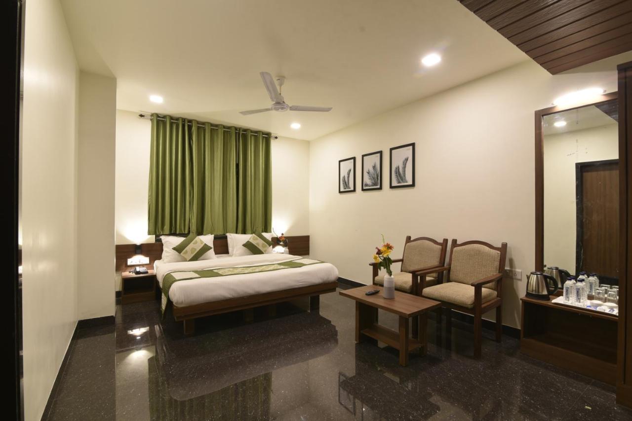 Hotel Clove Bijāpur 外观 照片