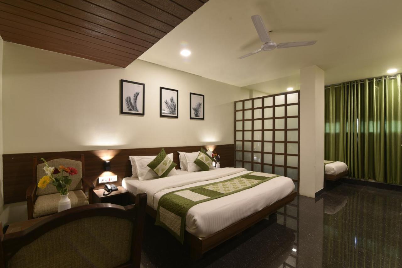 Hotel Clove Bijāpur 外观 照片