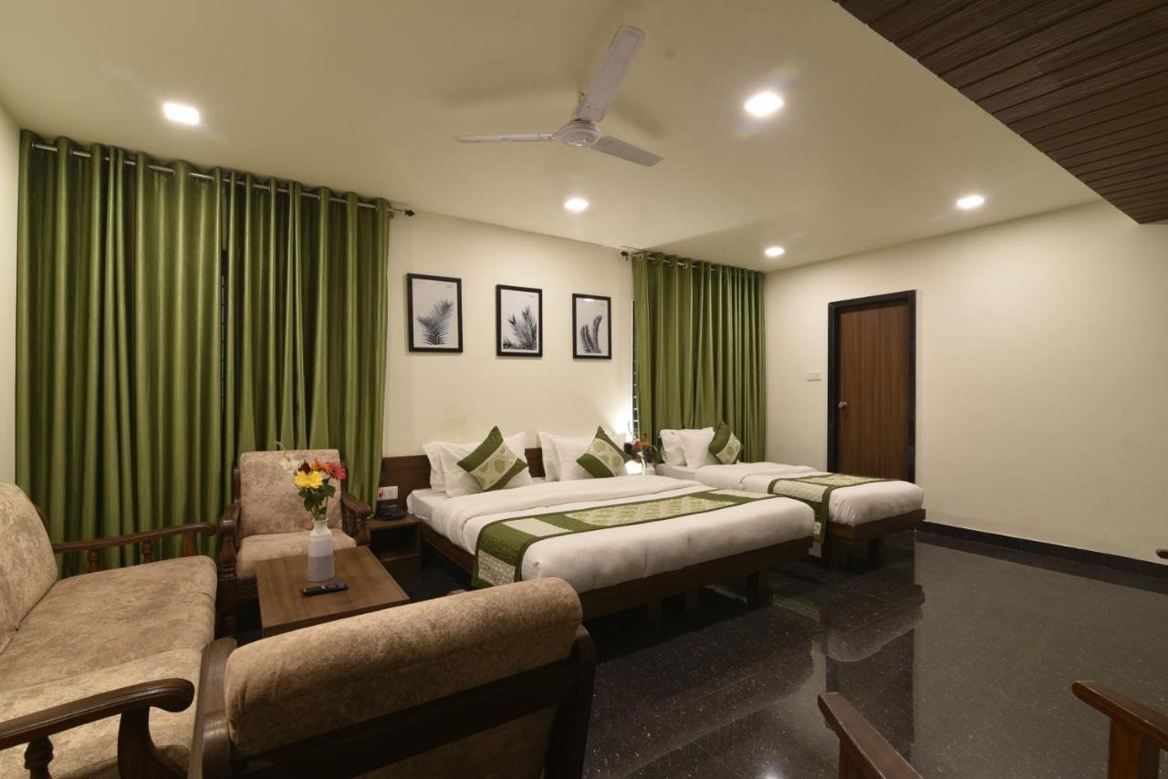 Hotel Clove Bijāpur 外观 照片